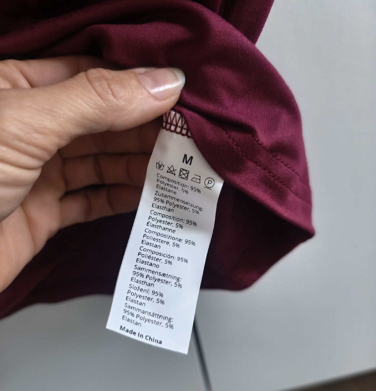 Tops: Crop Top dunkelrot, Gr.M neu – Neu (gemäss Beschreibung) aus Obergerlafingen von Sigus 1