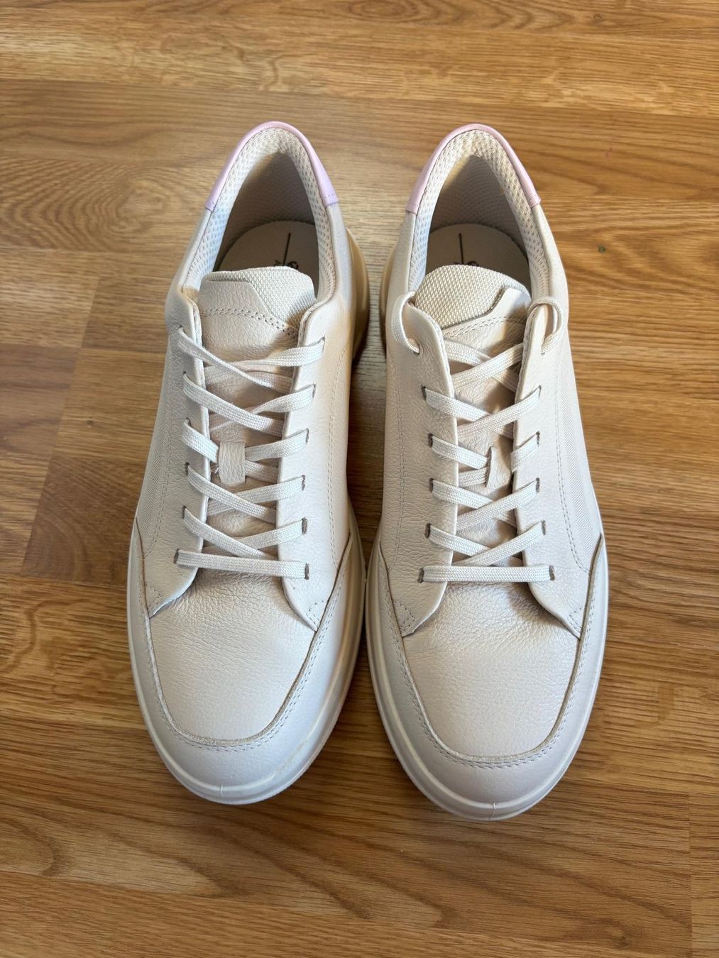 Ecco Scarpe da donna: Sneaker Ecco Leder Grösse 41 guter Zustand – Usato da Schaffhausen venduto da mar_dg95