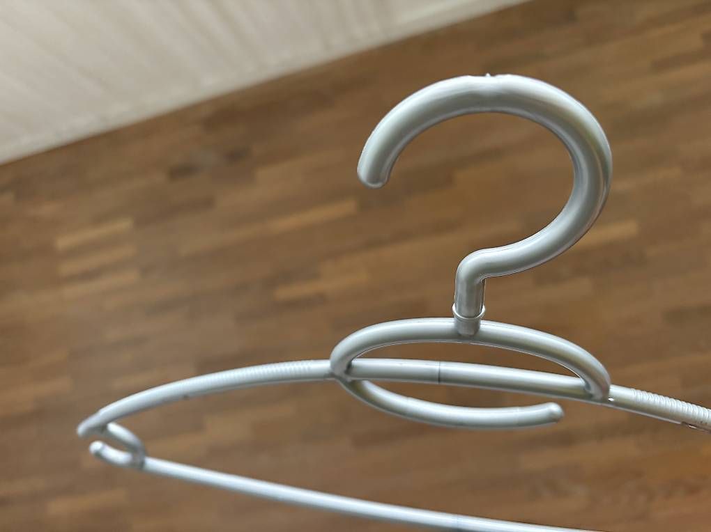 Appendiabiti: Kleiderbügel 140 Stk.  – Usato da Thun venduto da loria100 2