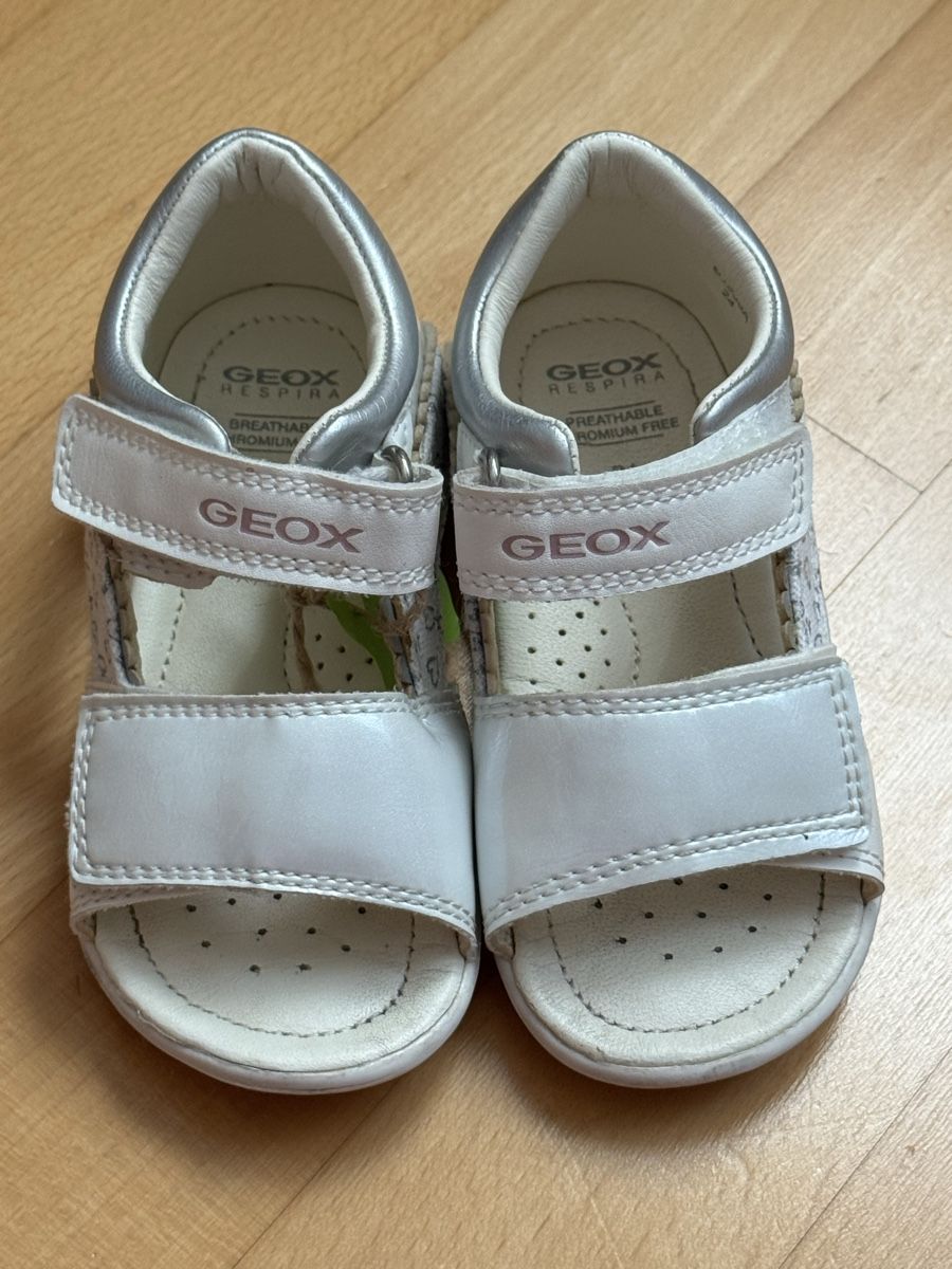 Geox Scarpe per ragazze: Geox Sandalen 24 – Usato da Villnachern venduto da cla_z5nr