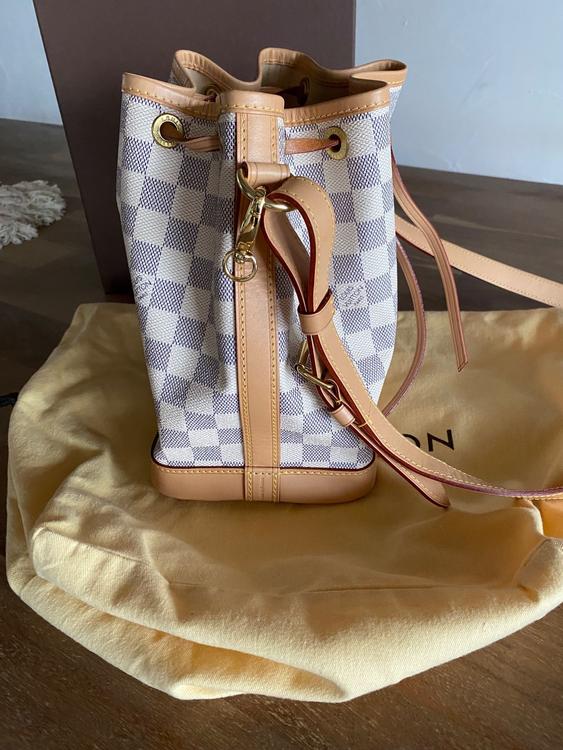 Louis Vuitton 'Noe BB' Beuteltasche in Braun