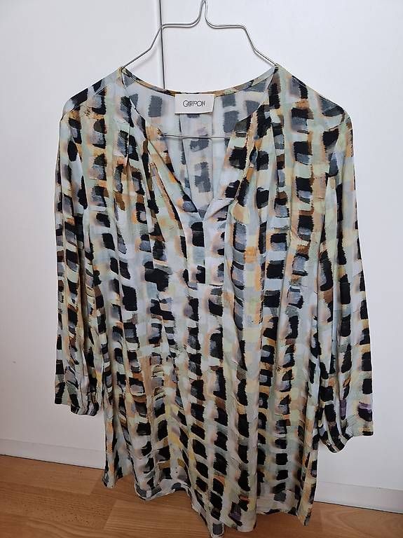 Camicette: Bluse unikat – Usato da Zofingen venduto da PiaZ0102