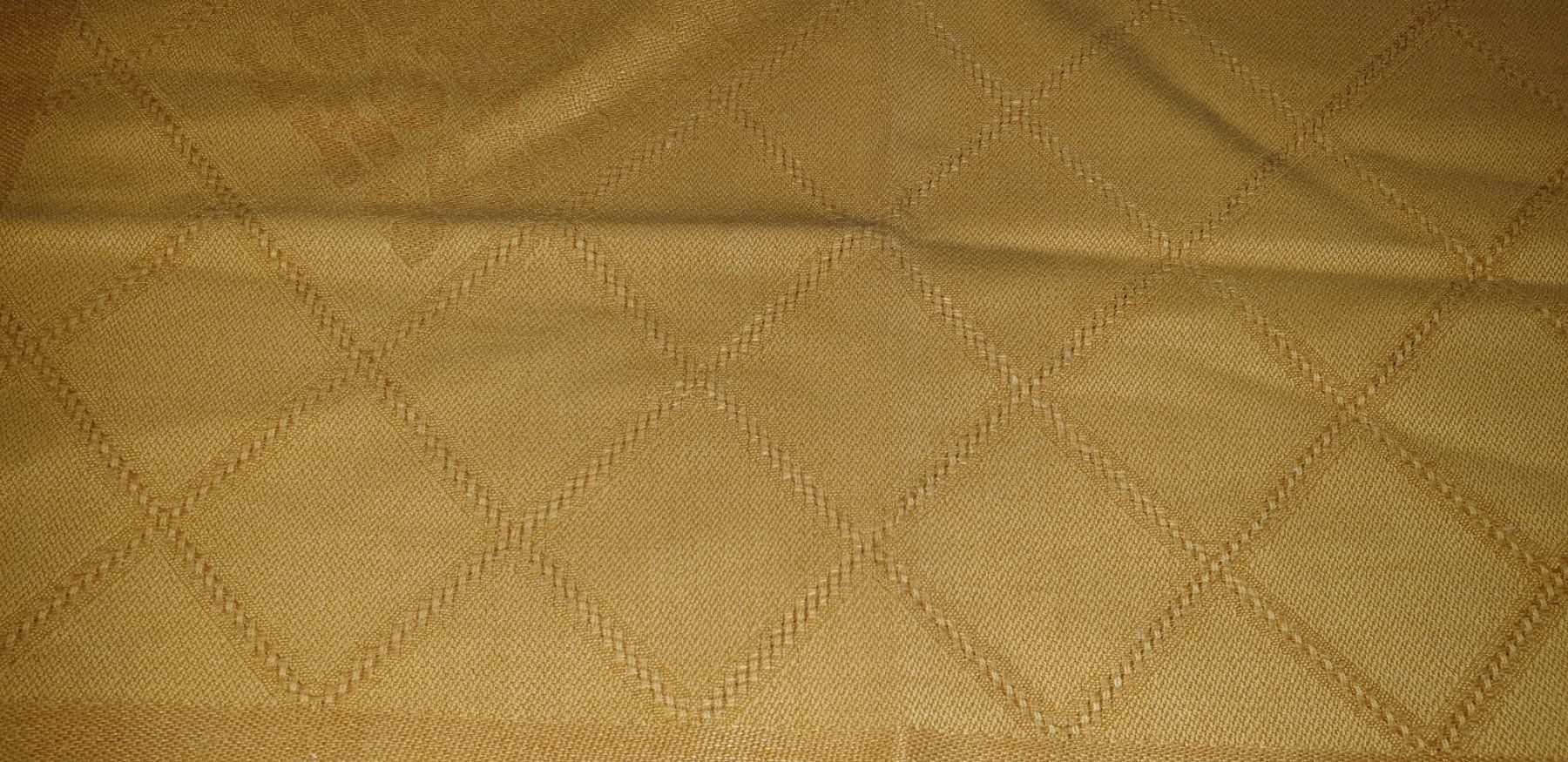 Tessuti: 3x Tischdecke90x90cm, 4x platzset – Usato da Gwatt (Thun) venduto da Letzte-Chance-III 2