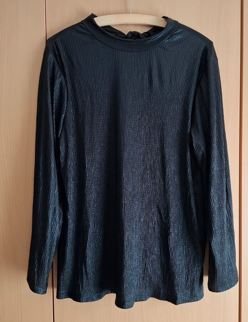Camicette: 2 stk. Blusengr.ca. M/L – Nuovo (secondo la descrizione) da Oberurnen venduto da rotty80 2