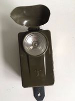 alte original Schweize-Militär-Taschenlampe  -- funktioniert