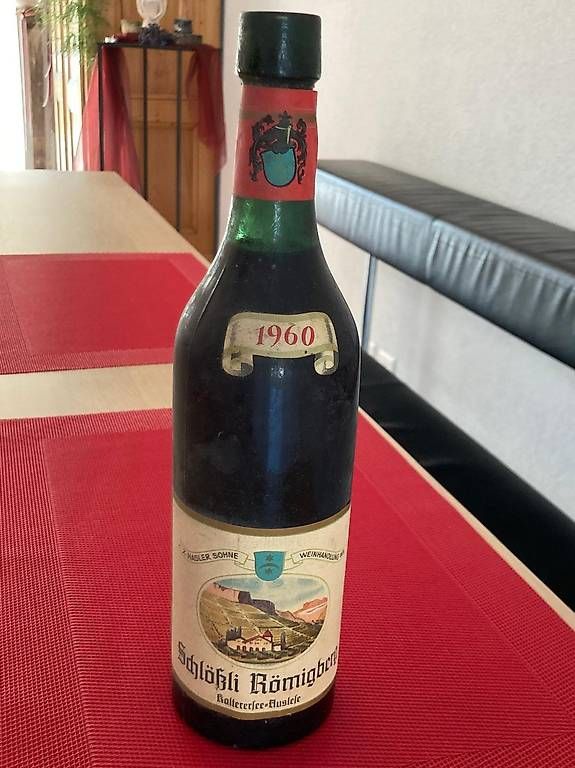 Vino: Alter Wein – Nuovo e nell'imballaggio originale da Schwarzenbach SG venduto da ernesto3.6