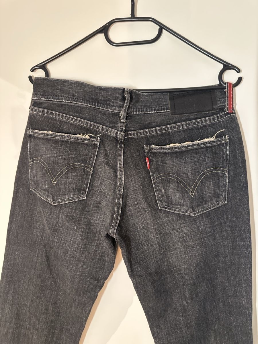 Levi's Jeans: Jeans Levi's Redloop schwarz – D'occasion à Vaduz par Anna_Stern_1 5