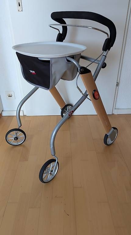 Ausili per la deambulazione: Indoor- / Wohnraum-Rollator Let's Go – Usato da Bremgarten b. Bern venduto da Flintli