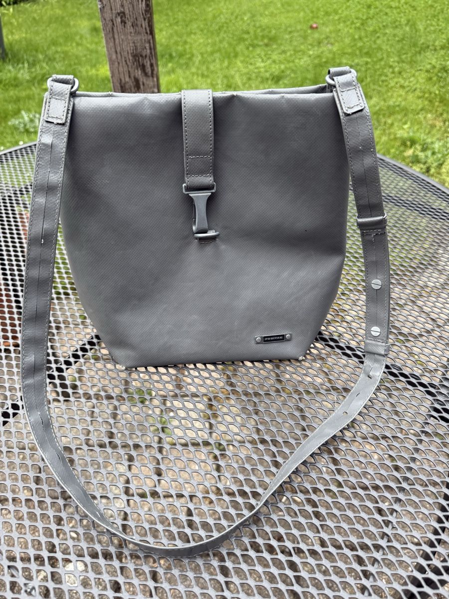 【新品同様】FREITAG reference　R124 BIRD New Freitag Bird R124 Bag