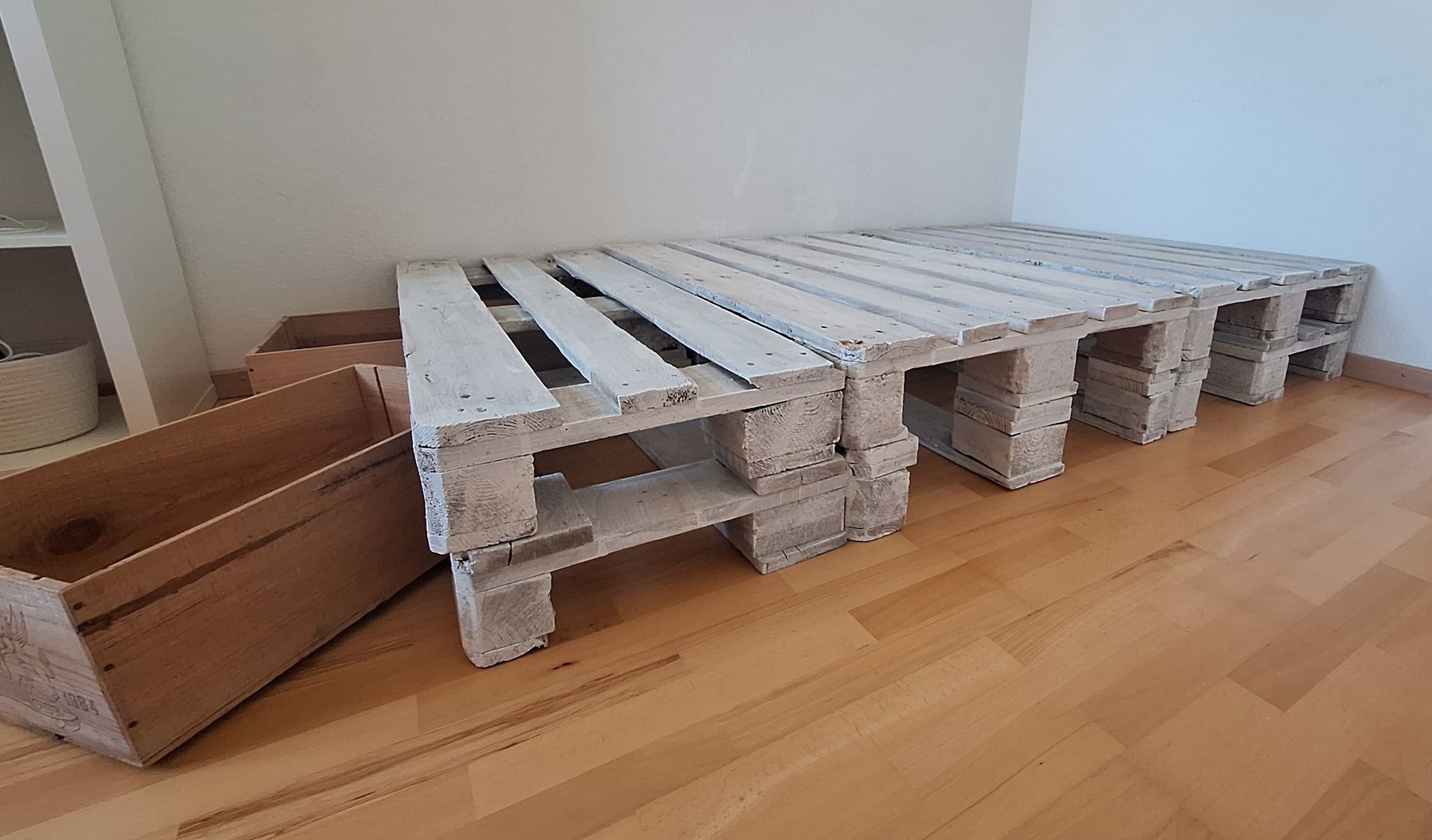 Lits: Palettenbett – D'occasion à Gerlikon par ampu 3