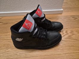 Air Jordan 1 Mid Herren Sneaker Grösse 42 Schwarz