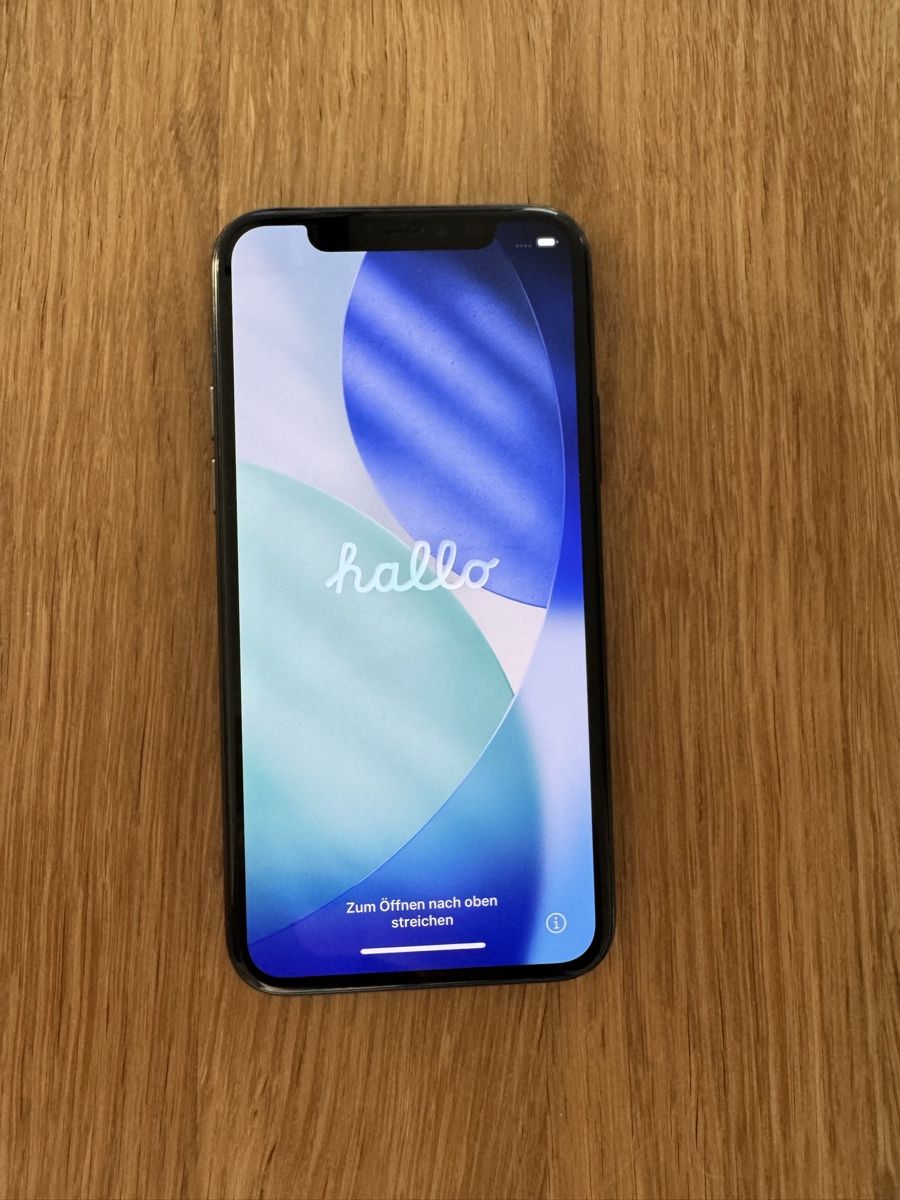 Apple Telefoni cellulari / Smartphones: Apple iPhone 11 Pro midnight green – Usato da Eschenbach SG venduto da Patrick.original