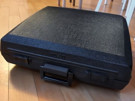 Aufbewahrungskoffer/Transportkoffer, unbekannter Ursprung...
