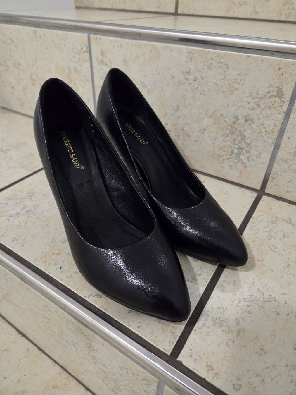 Scarpe da donna: Schuhe echt Leder gr.39 – Nuovo (secondo la descrizione) da Bronschhofen venduto da Katrusja 2