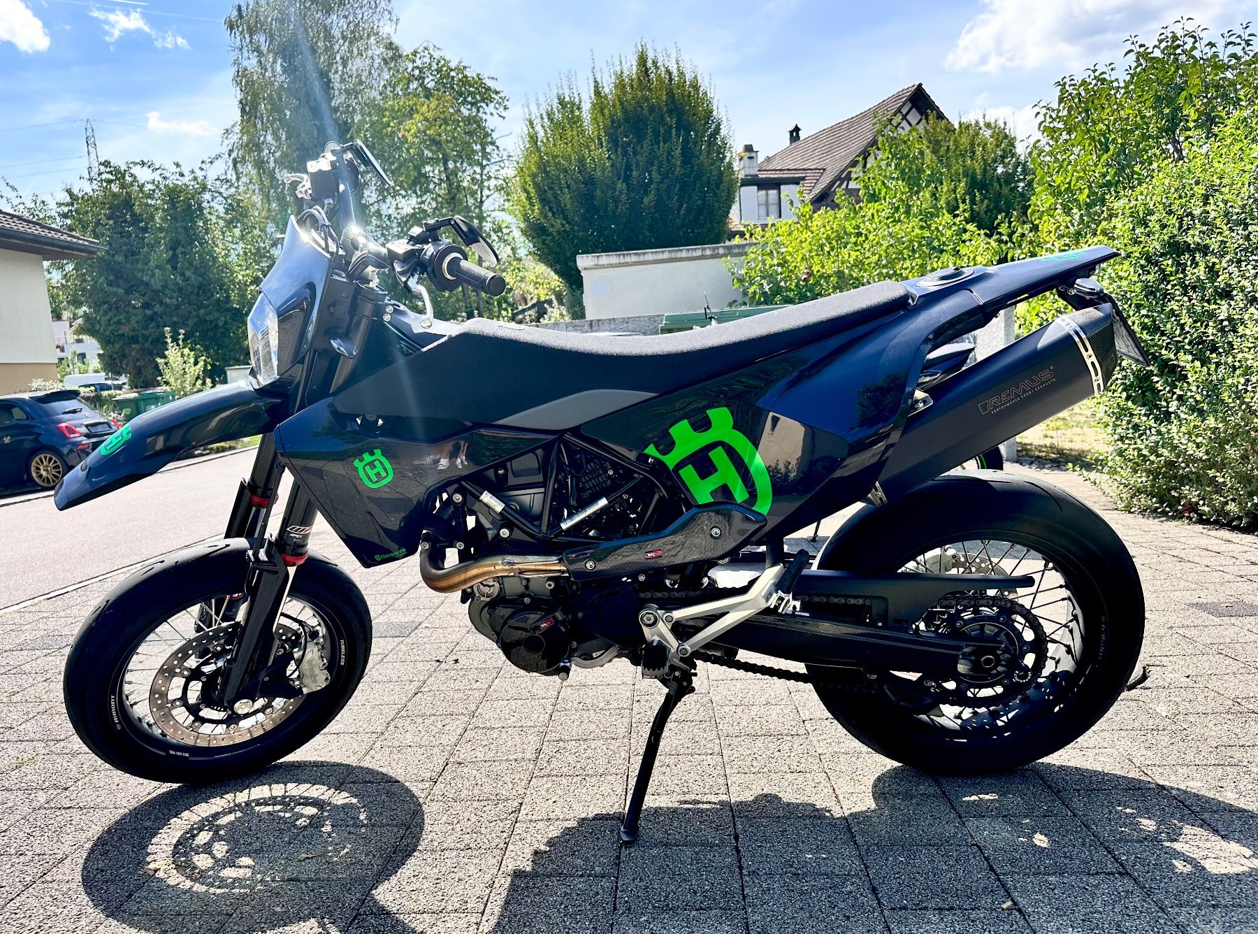 Husqvarna Strada: Husqvarna 701 Supermoto – Usato da Niederwil AG venduto da Debi_01 5