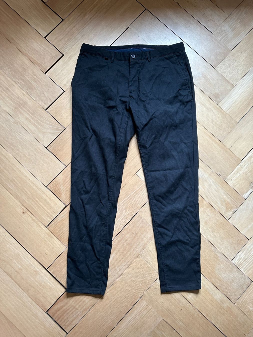 Zara Hosen: ZARA - Hose schwarz M – Gebraucht aus Zürich von Diazaio