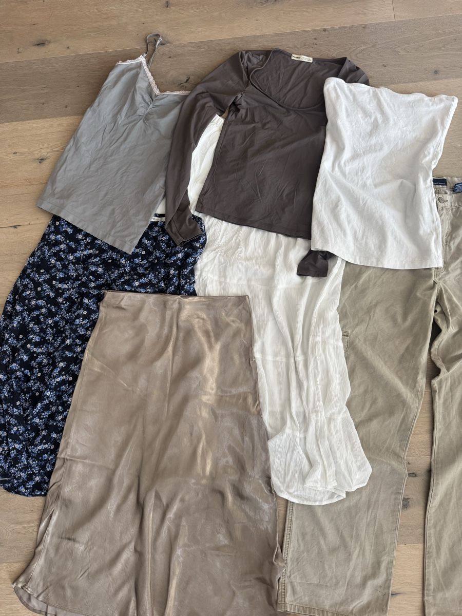 Lotti di vestiti: Trendiges Kleiderpaket Grösse M – Usato da Winterthur venduto da ali_t7d6 2