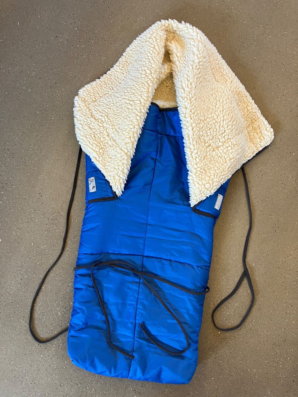 Sacs de couchage: Schlittensack / Fusssack – D'occasion à Unterstammheim par bbollinger 1