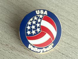 Pin Volleyball  USA