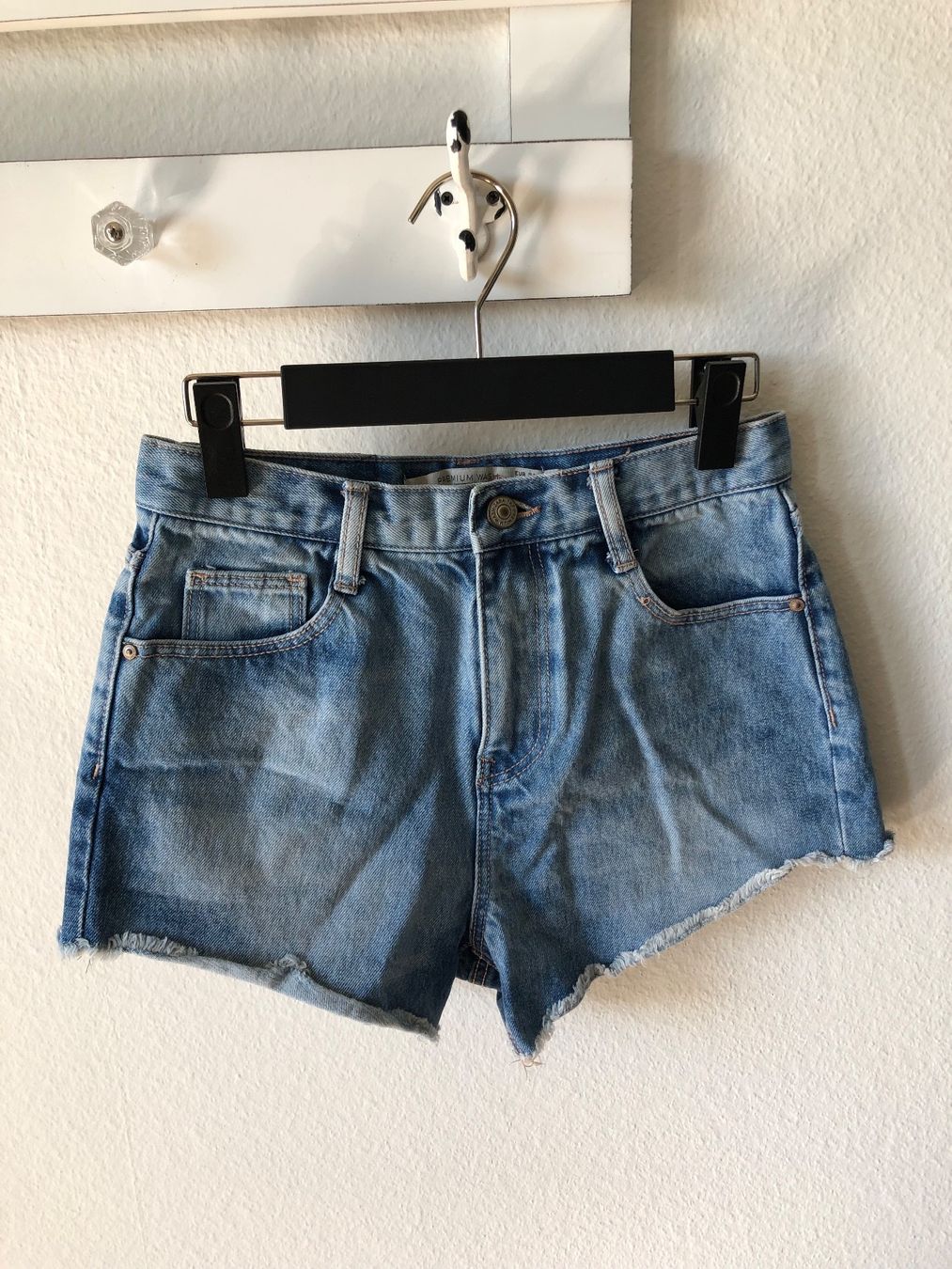 Zara Jeans: Zara Highwaist Shorts 34 – Usato da Dietlikon venduto da Luna77 1