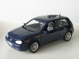 VW GOLF IV DUNKELLBAU 1:18 REVELL