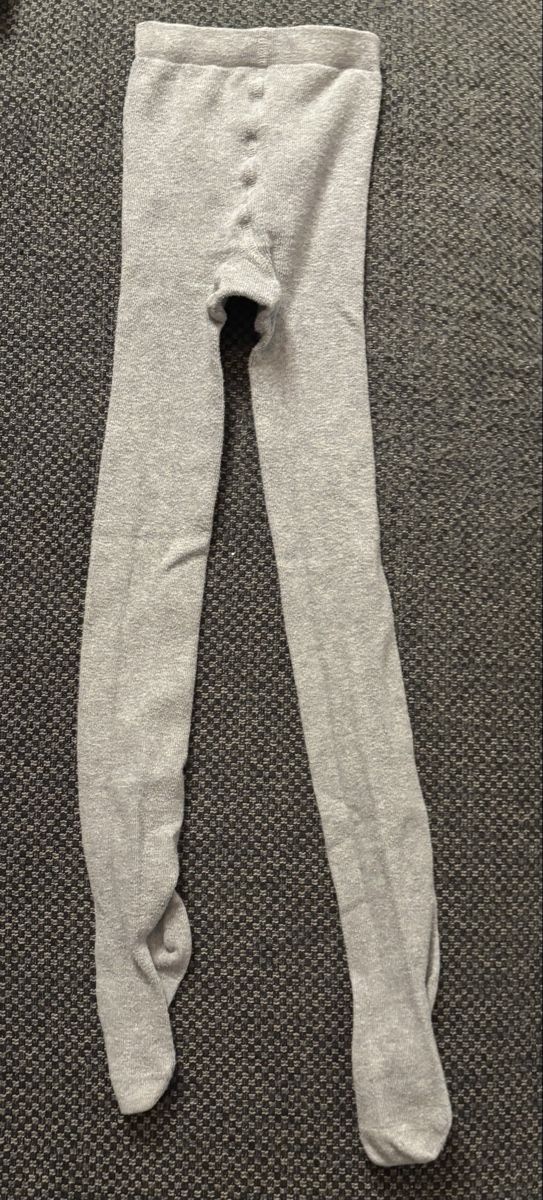 H&M Strümpfe & Strumpfhosen: Strumpfhose Baumwolle Hellgrau H&M 110/116 – Gebraucht aus Herzogenbuchsee von MoLa85