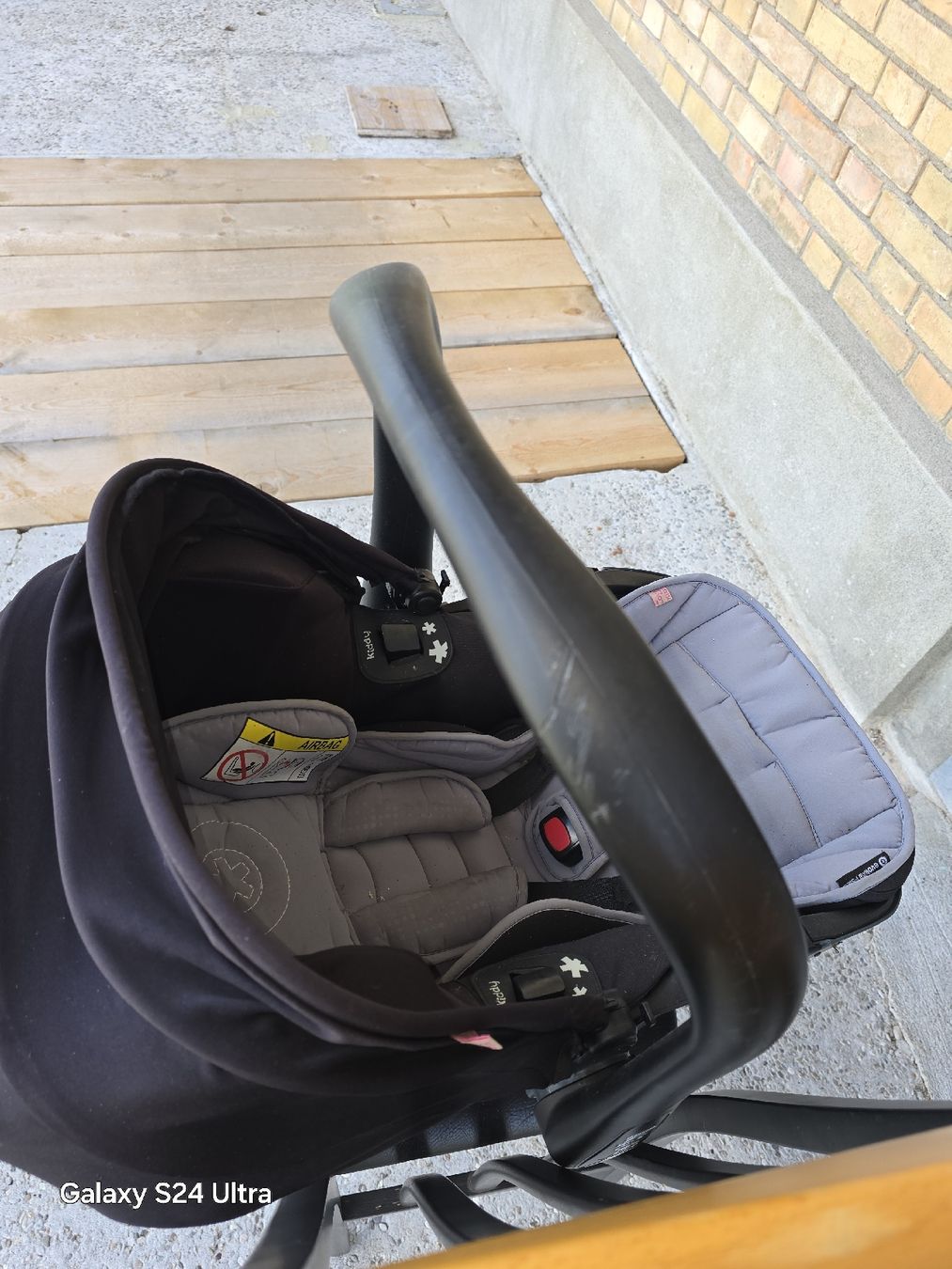 Kiddy Seggiolini per auto: Kiddy Autositz/Babyschale, unfallfrei – Usato da Gelterfingen venduto da charly3333 3