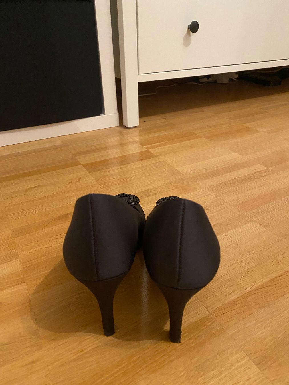Scarpe da donna: Wunderschöne Pumps 👠 – Nuovo (secondo la descrizione) da Kloten venduto da swarovski16 3
