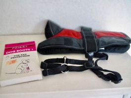 MANTEAU ET ACCESSOIRES POUR CHIEN