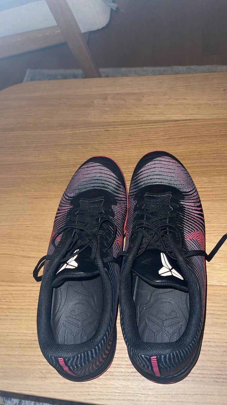Nike Scarpe da uomo: Nike Kobe KB Mentality 2 – Nuovo (secondo la descrizione) da Schönenwerd venduto da mem_vqz9 3