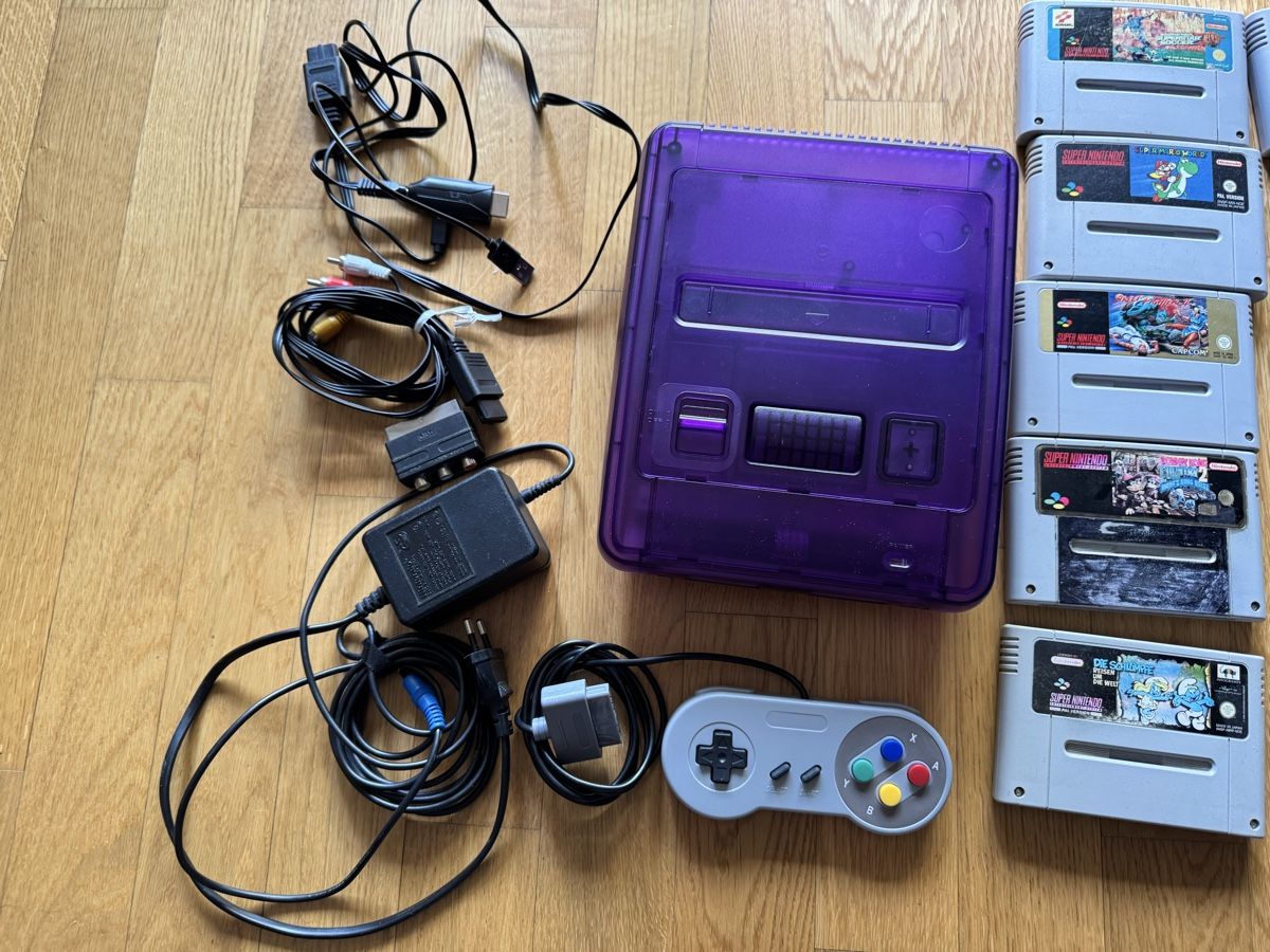 Nintendo Konsolen: European SNES Console – Custom Purple Shell + Games Bundle – Gebraucht aus Ostermundigen von RetroOwl 1
