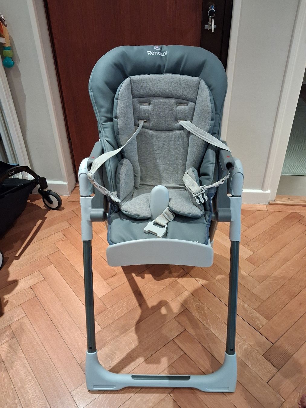 Hochstühle: Chaise bébé, en excellent état – Gebraucht aus Genève von sar_ktd8