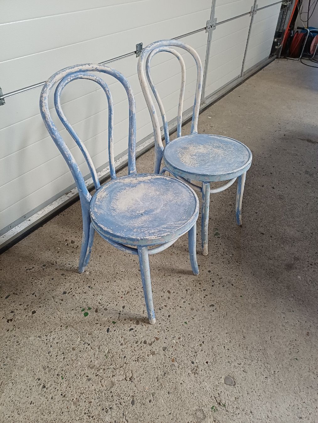 Ikea Chaises: 2er Set super Stühle . Blau/Weiss – D'occasion à Zuckenriet par Res. 1