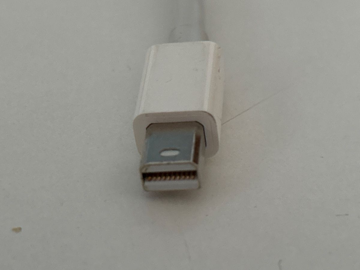 Apple Unità & Adattatore: Adapter Apple A1307 – Usato da Monte Carasso venduto da Mi3Or 2