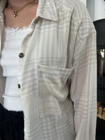 Damenbluse beige/creme von Hollister, Grösse M