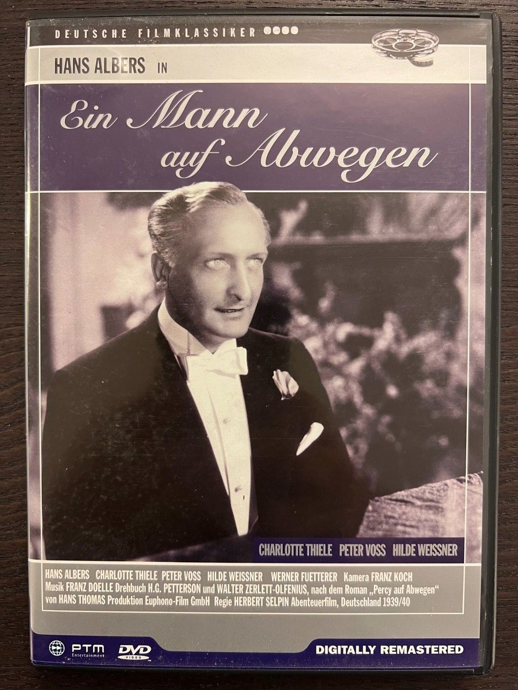 Tutti i DVDs: Ein Mann auf Abwegen – Usato da Zürich venduto da FilmFreunde