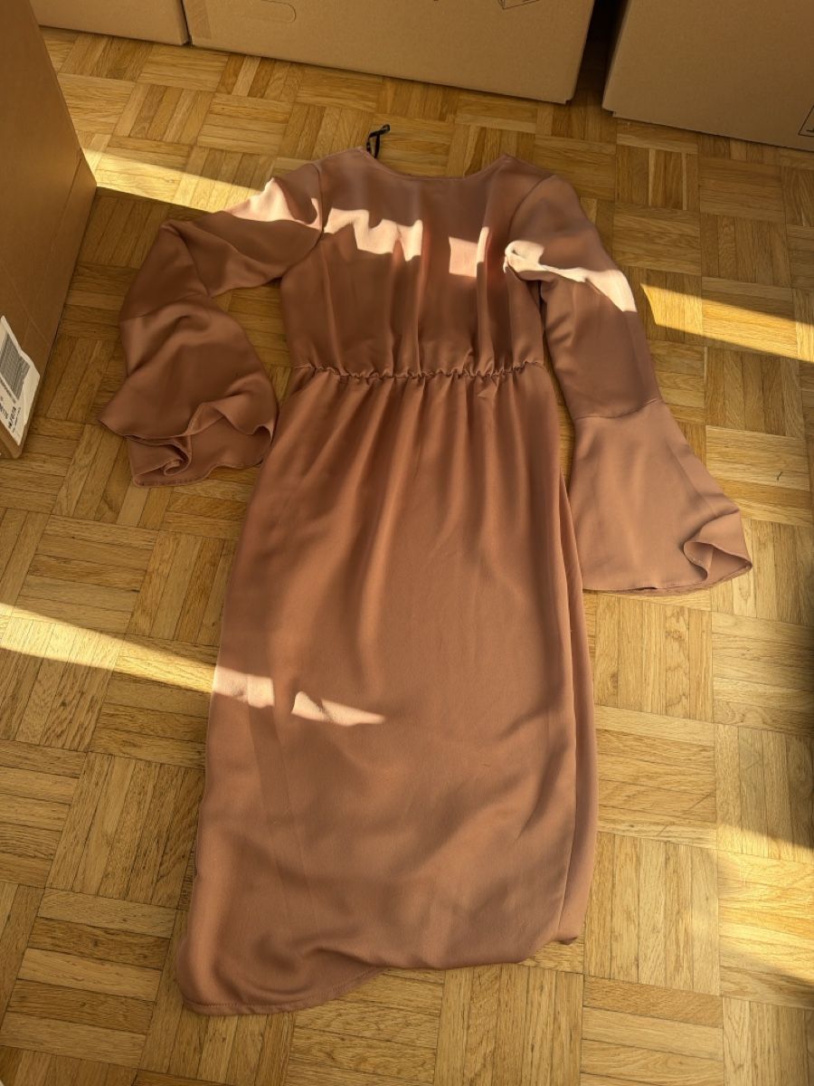 Vestiti: Robe vieux rose MISSGUIDED – Usato da Le Locle venduto da Mayd_h 2