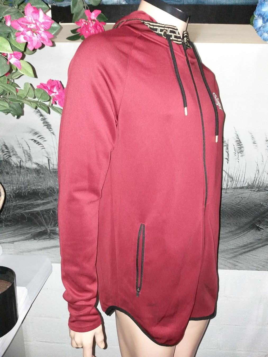 Siksilk Pullover & Sweatshirts: Hoodie SIKSILK       Taille/Grosse L – Gebraucht aus Cossonay-ville von Super-Price-Quality 4