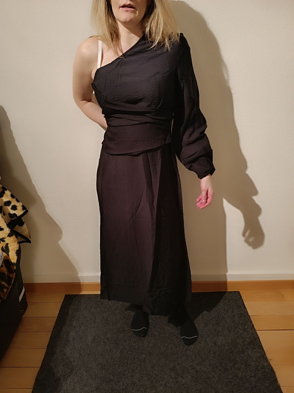 Kleider: Damen Kleid schwarz 42 NEU – Neu (gemäss Beschreibung) aus Zürich von Hamaster 3
