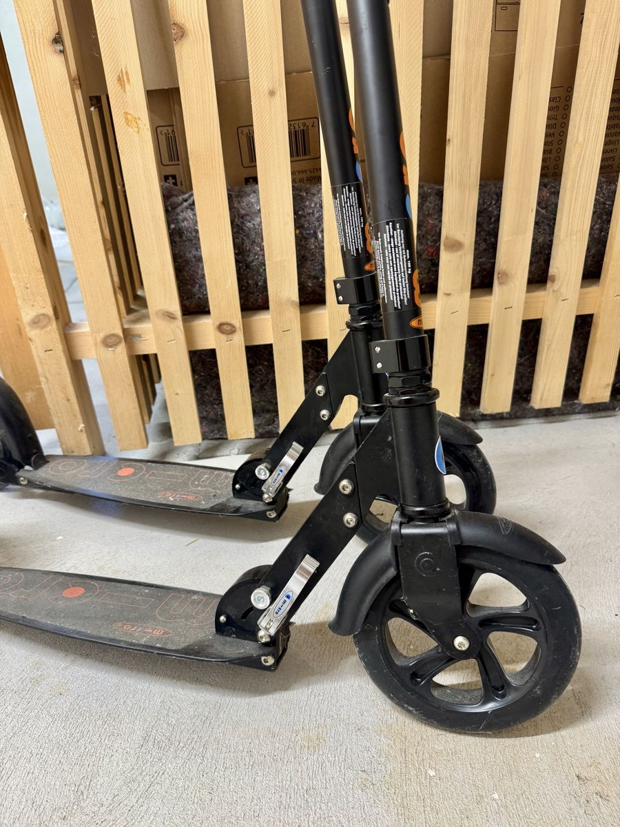 Micro Kickboard: Zwei Micro-Scooter Trottinett – Usato da Zürich venduto da MarcelNe1988 1