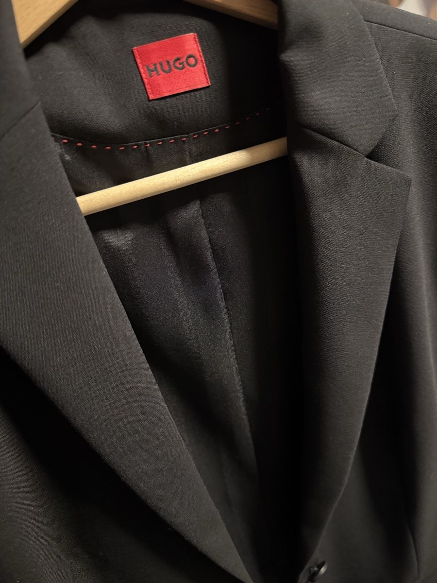 Hugo Boss Completi & Tailleur: Hugo Boss Wool Blazer – Usato da Zürich venduto da mul_ldm9 2
