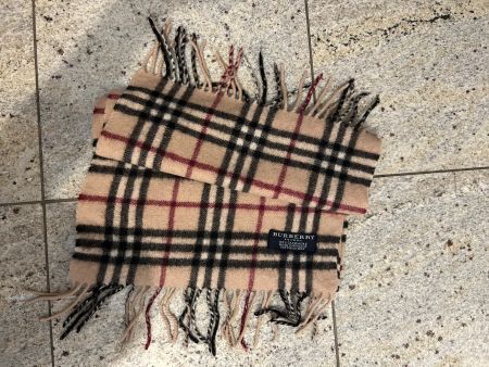 Sciarpa 100% cashmere Burberry