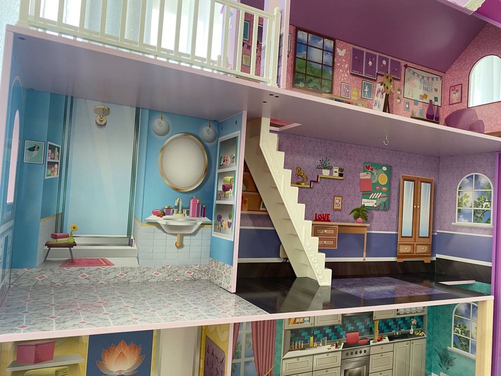 Grand holiday best sale villa dollhouse