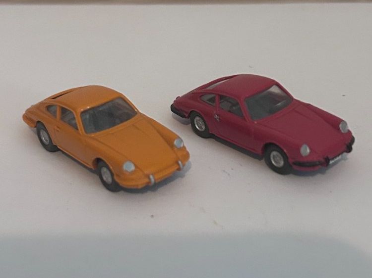 Wiking Modellini d'auto: Wiking 2 x Porsche 911 Coupe – Usato da Goldach venduto da Manyro55 2
