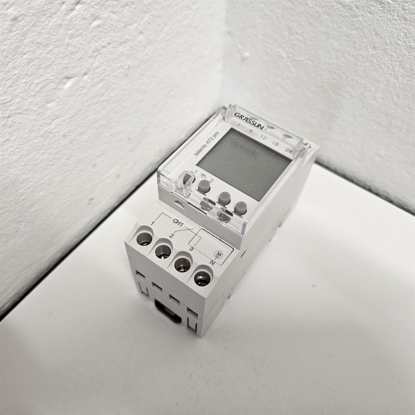 Hager Componenti elettronici: Grässlin talento 472 pro Schaltuhr - 2 Kanal! – Usato da Niederdorf venduto da LeptonAG