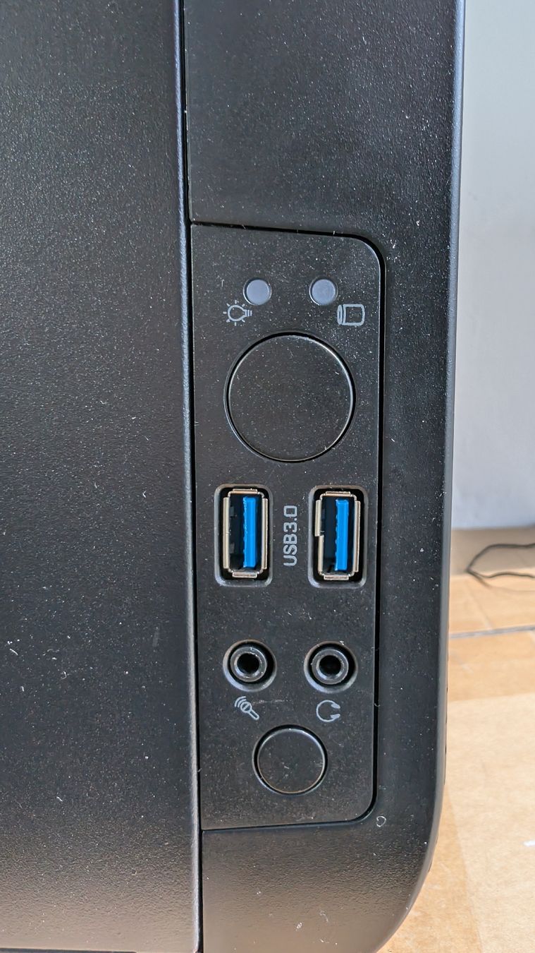 Thermaltake Custodie: PC Gehäuse Thermaltake Core V21 – Usato da Zürich venduto da GREENaudio 5