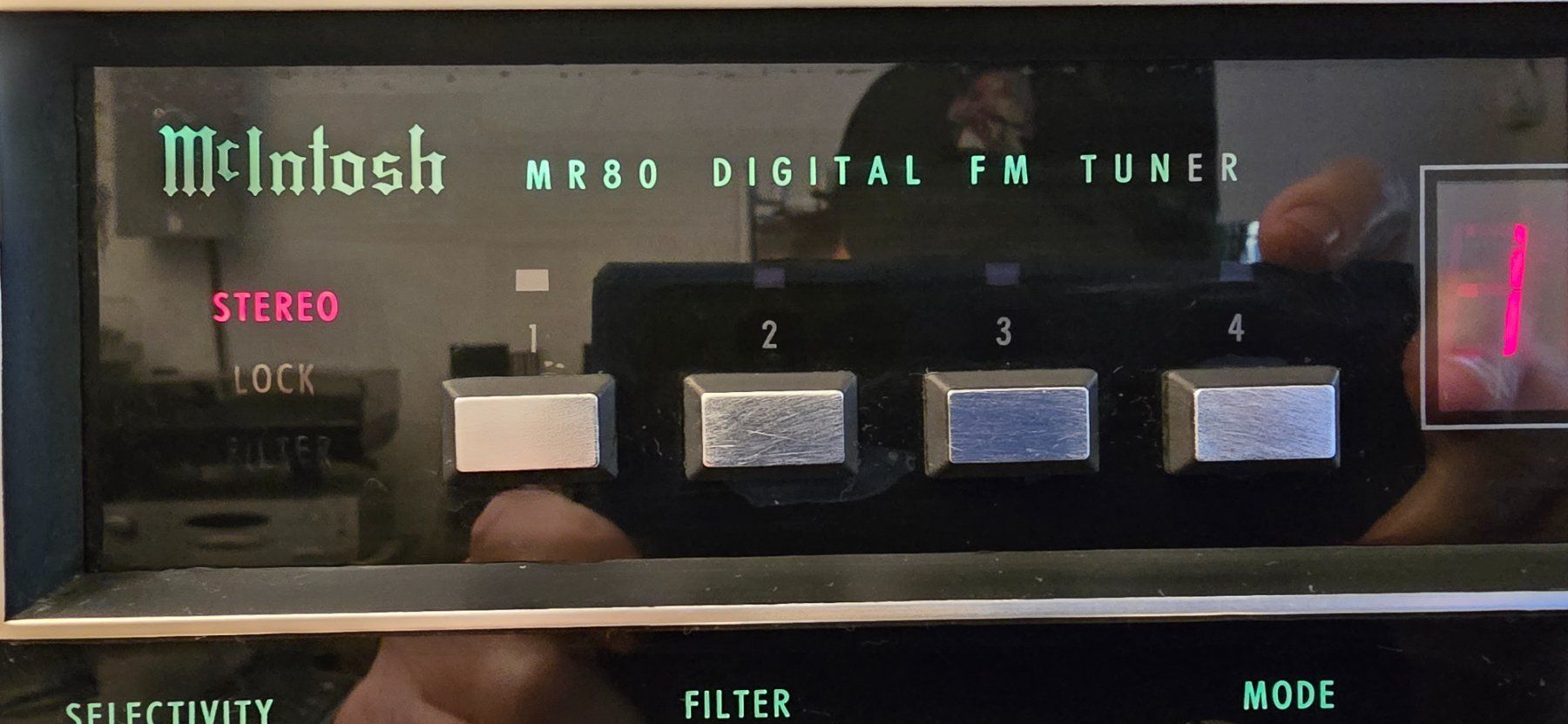 Radio: Tuner McIntosh MR 80 – Usato da Zürich venduto da Scor-pi