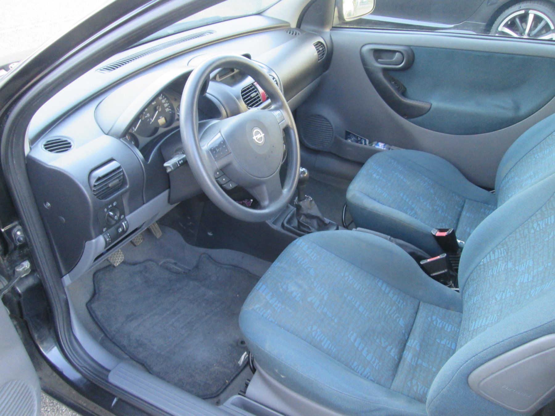 Opel Automobili: Opel Corsa 1.4 16V – Usato da Laufen venduto da Garage-Straumann 5