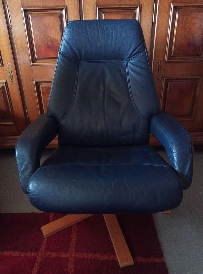 Poltrone: Fauteuil en cuire véritable – Usato da Bienne venduto da Daniel_Schader