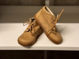 Gut erhaltene Halbschuhe aus Rauleder, Grösse 35, Braun